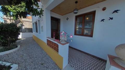 Moradia V2, em Santiago do Cacém. 