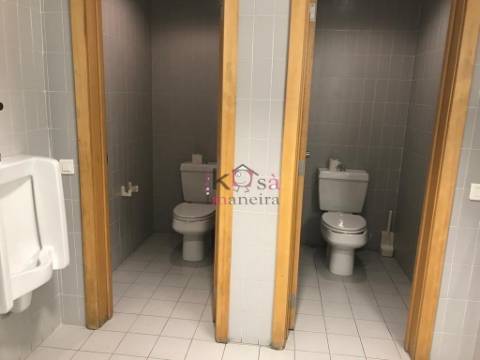 Loja na Avenidas Novas-Lisboa