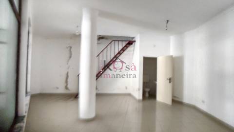 Loja 33m2 em Santiago do Cacém 