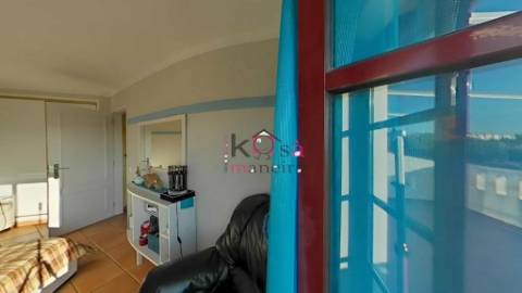 Apartamento com parqueamento em Santiago Do Cacém.