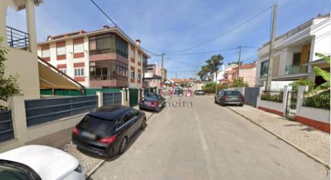 Loja transformada em apartamento, 