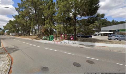 Terreno inserido na denominada Urbanização Pinhal de Negreiros,