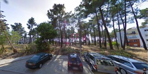 Lote para construção, inserido na Urbanização Pinhal de Negreiros,