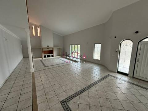 Moradia Isolada V4 Guia Oeste, Pombal 