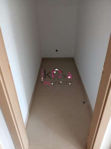 Terreno para construção, com prédio inacabado (com aprox. 84% de obra concluída) 