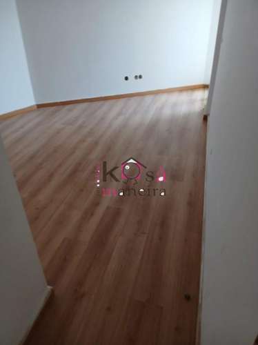 Terreno para construção, com prédio inacabado (com aprox. 84% de obra concluída) 