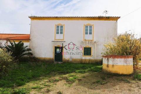 Apatamento T4, em Monforte - Santo Aleixo