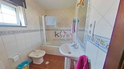 Moradia Isolada T3 com terreno 629m², Vila Nova Santo André.