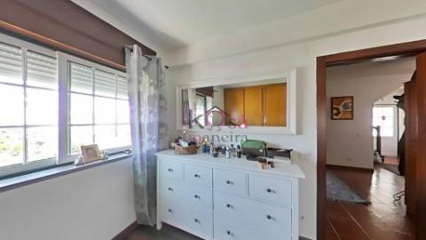 Moradia Isolada T3 com terreno 629m², Vila Nova Santo André.