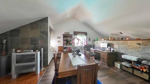 Moradia Isolada T3 com terreno 629m², Vila Nova Santo André.