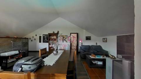 Moradia Isolada T3 com terreno 629m², Vila Nova Santo André.