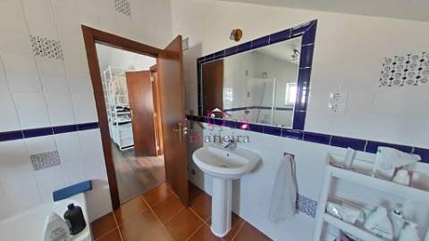 Moradia Isolada T3 com terreno 629m², Vila Nova Santo André.