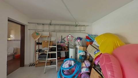 Moradia Isolada T3 com terreno 629m², Vila Nova Santo André.