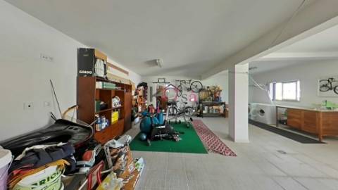 Moradia Isolada T3 com terreno 629m², Vila Nova Santo André.