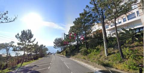 Apartamento T1 com varanda e parquamento, 5 minoto da Praia.