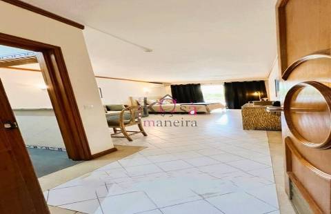 Apartamento T0 em condominio A venda em Albufeira com Piscina, 