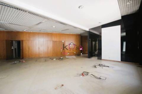 Edifício para Serviços na Zona Histórica de Santarém.