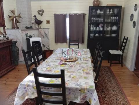 Moradia V2, em Lagoa De Melides com terreno de 1.600m².