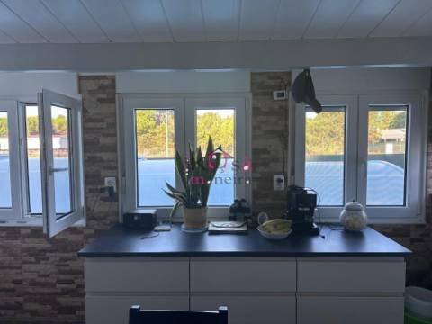 Moradia V2, em Lagoa De Melides com terreno de 1.600m².