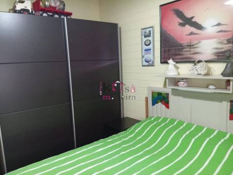 Moradia V2, em Lagoa De Melides com terreno de 1.600m².