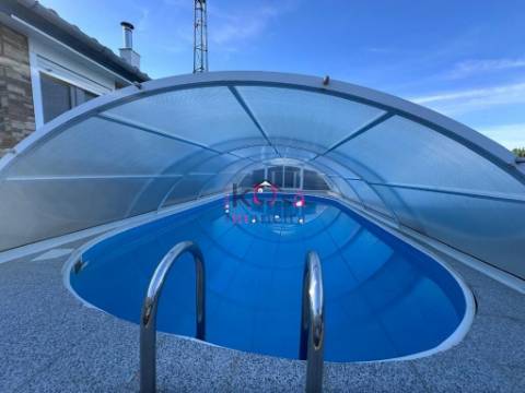 Moradia V2, em Lagoa De Melides com terreno de 1.600m².