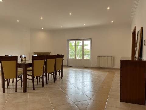 Esplêndida moradia, em Maceira - Montelavar - SINTRA