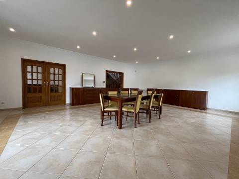 Esplêndida moradia, em Maceira - Montelavar - SINTRA