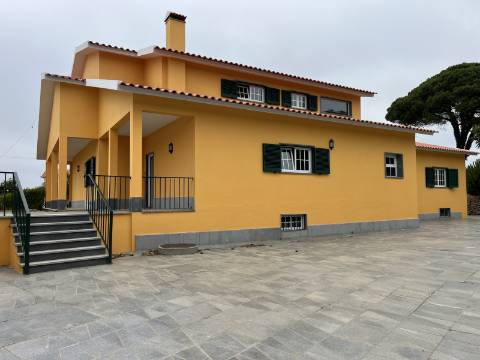 Esplêndida moradia, em Maceira - Montelavar - SINTRA