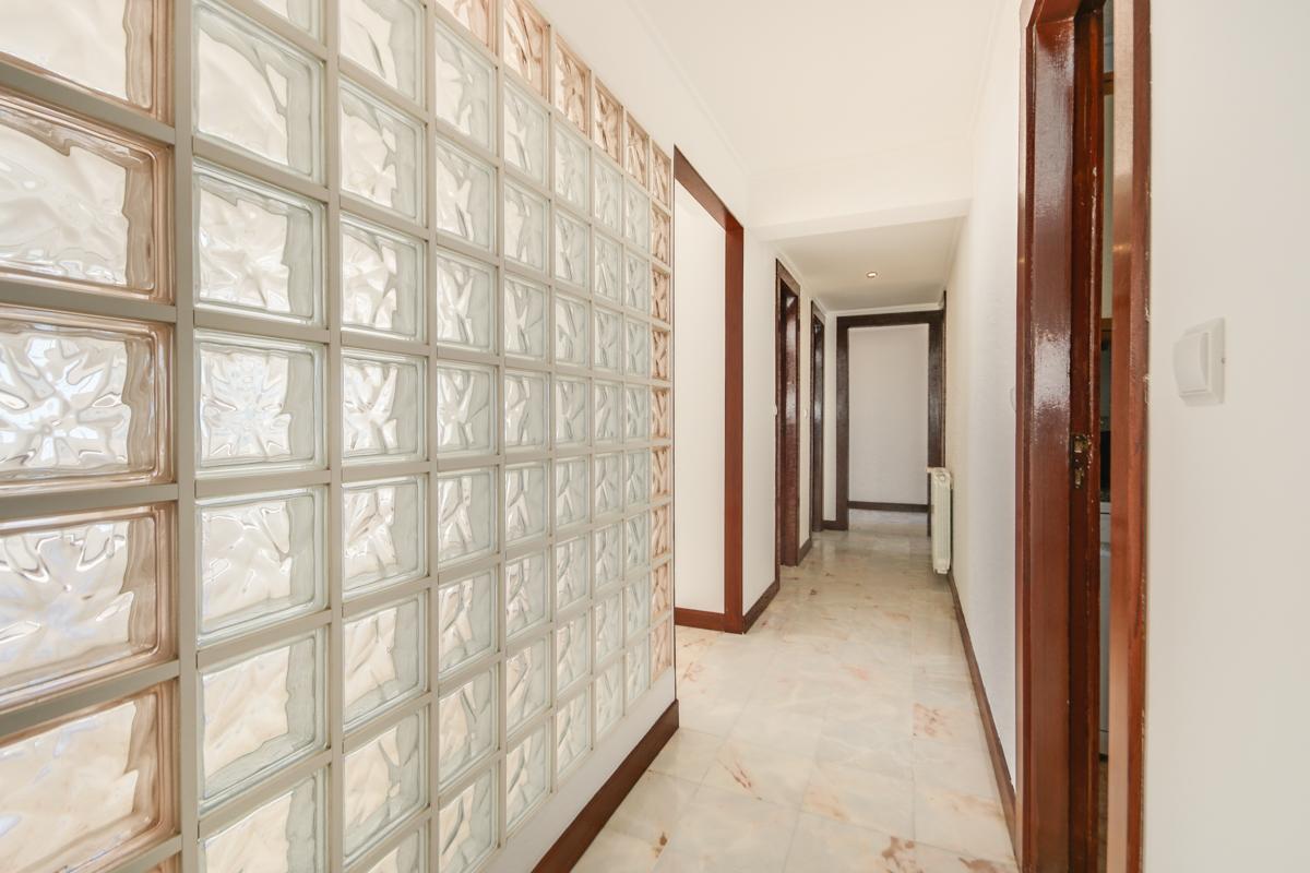 Apartamento T4 de Luxo para Arrendamento - Torres do Restelo, Lisboa