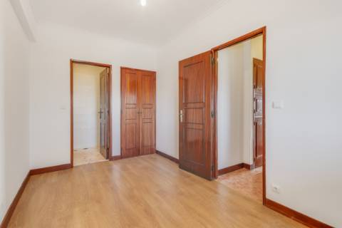Apartamento T4 de Luxo para Arrendamento - Torres do Restelo, Lisboa