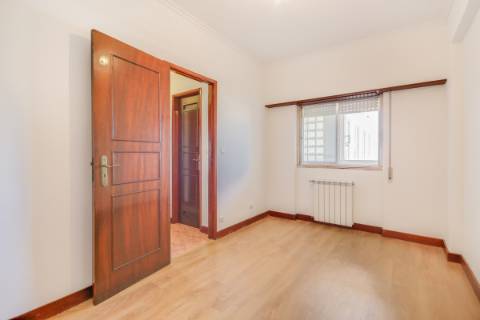 Apartamento T4 de Luxo para Arrendamento - Torres do Restelo, Lisboa