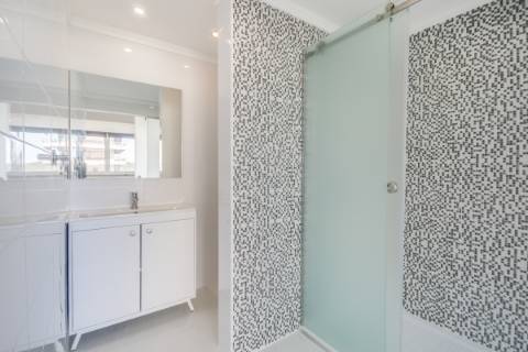 Apartamento T4 de Luxo para Arrendamento - Torres do Restelo, Lisboa