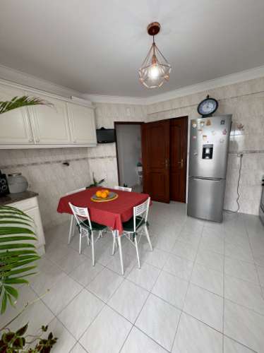Excelente Apartamento T3 no Centro de Mafra com Parqueamento e Arrecadação