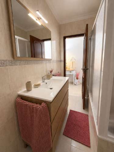 Excelente Apartamento T3 no Centro de Mafra com Parqueamento e Arrecadação