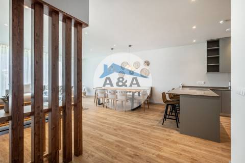 Townhouses, 3 Suites - Ocean & Golf