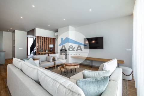 Townhouses, 3 Suites - Ocean & Golf