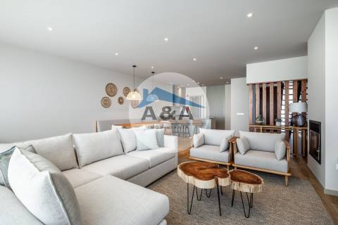 Townhouses, 3 Suites - Ocean & Golf