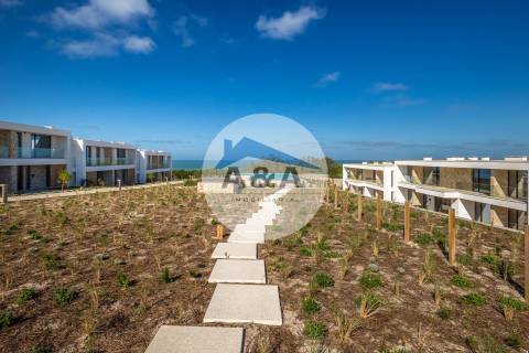 Townhouses, 3 Suites - Ocean & Golf