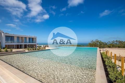 Townhouses, 3 Suites - Ocean & Golf