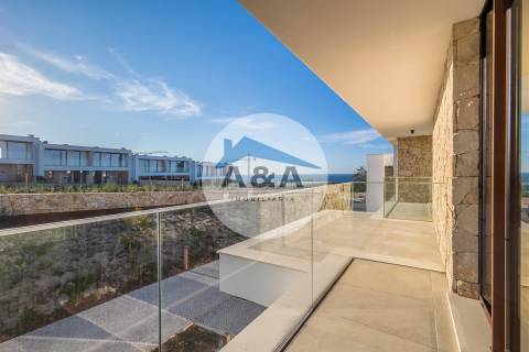 Apartamentos na Costa de Luxo com vistas deslumbrantes