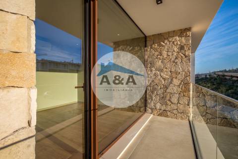 Apartamentos na Costa de Luxo com vistas deslumbrantes