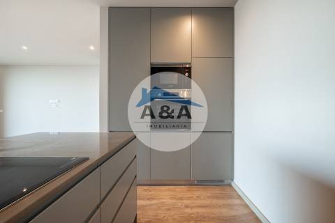 Apartamentos na Costa de Luxo com vistas deslumbrantes