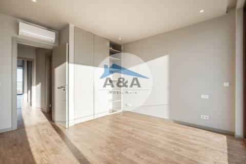 Apartamentos na Costa de Luxo com vistas deslumbrantes