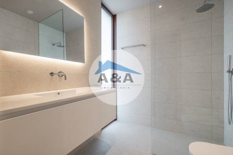 Apartamentos na Costa de Luxo com vistas deslumbrantes