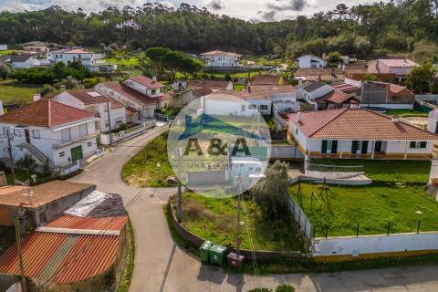 Terreno com Projeto Aprovado para 3 Casas em Leiria!