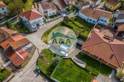 Terreno com Projeto Aprovado para 3 Casas em Leiria!