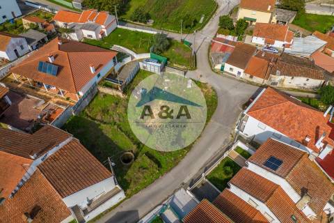 Terreno com Projeto Aprovado para 3 Casas em Leiria!