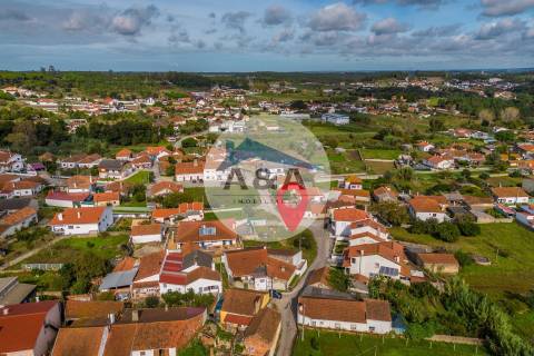 Terreno com Projeto Aprovado para 3 Casas em Leiria!