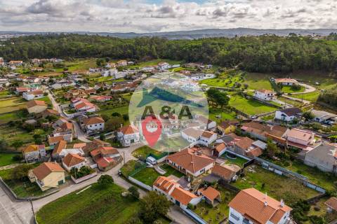 Terreno com Projeto Aprovado para 3 Casas em Leiria!
