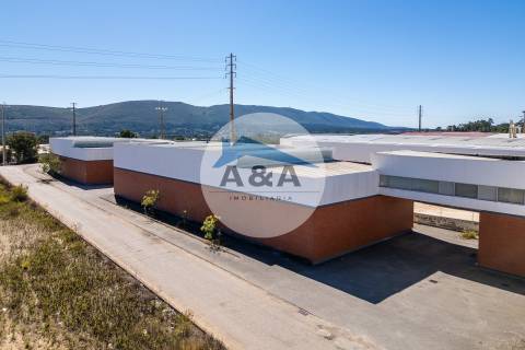 Armazém com Licenciamento Industrial